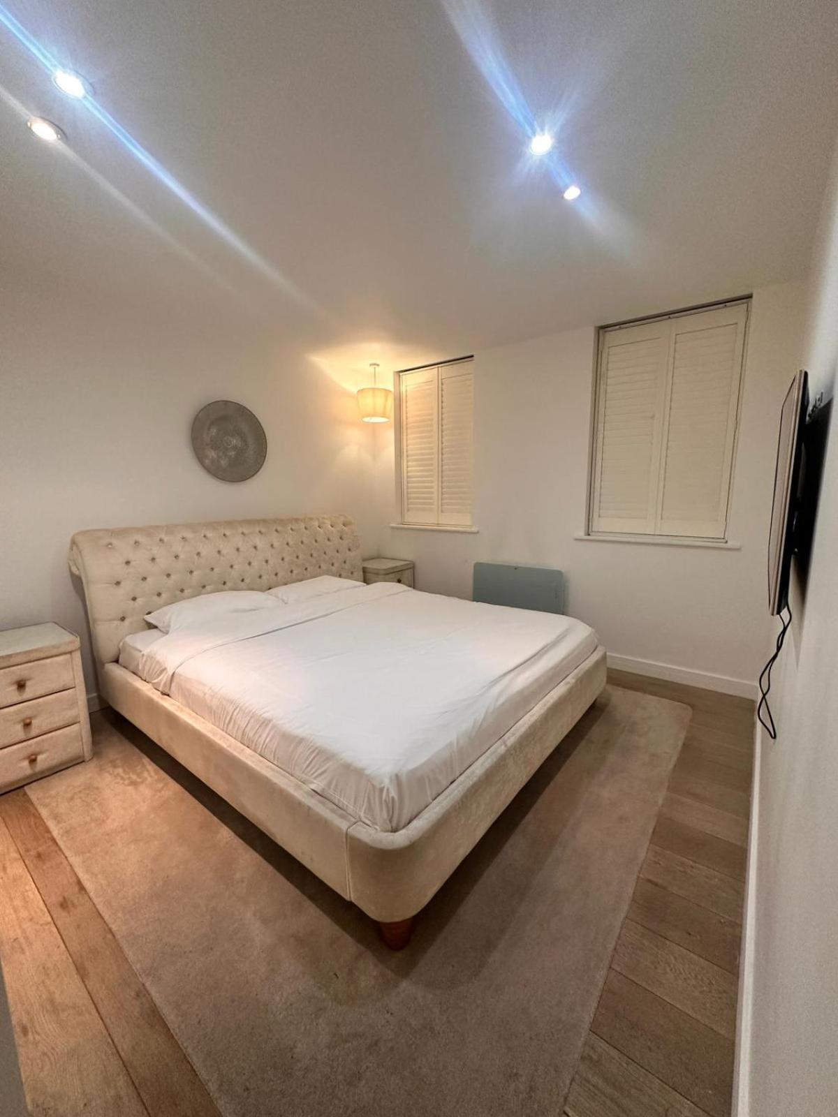 Spacious Central London Flat - 2Bhk Luaran gambar