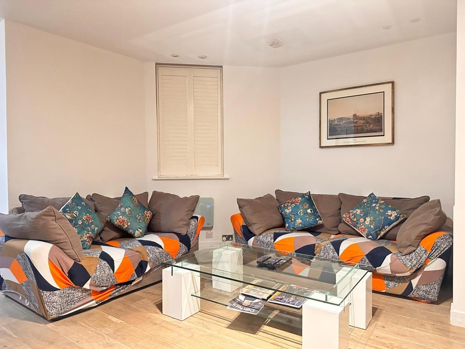 Spacious Central London Flat - 2Bhk Luaran gambar